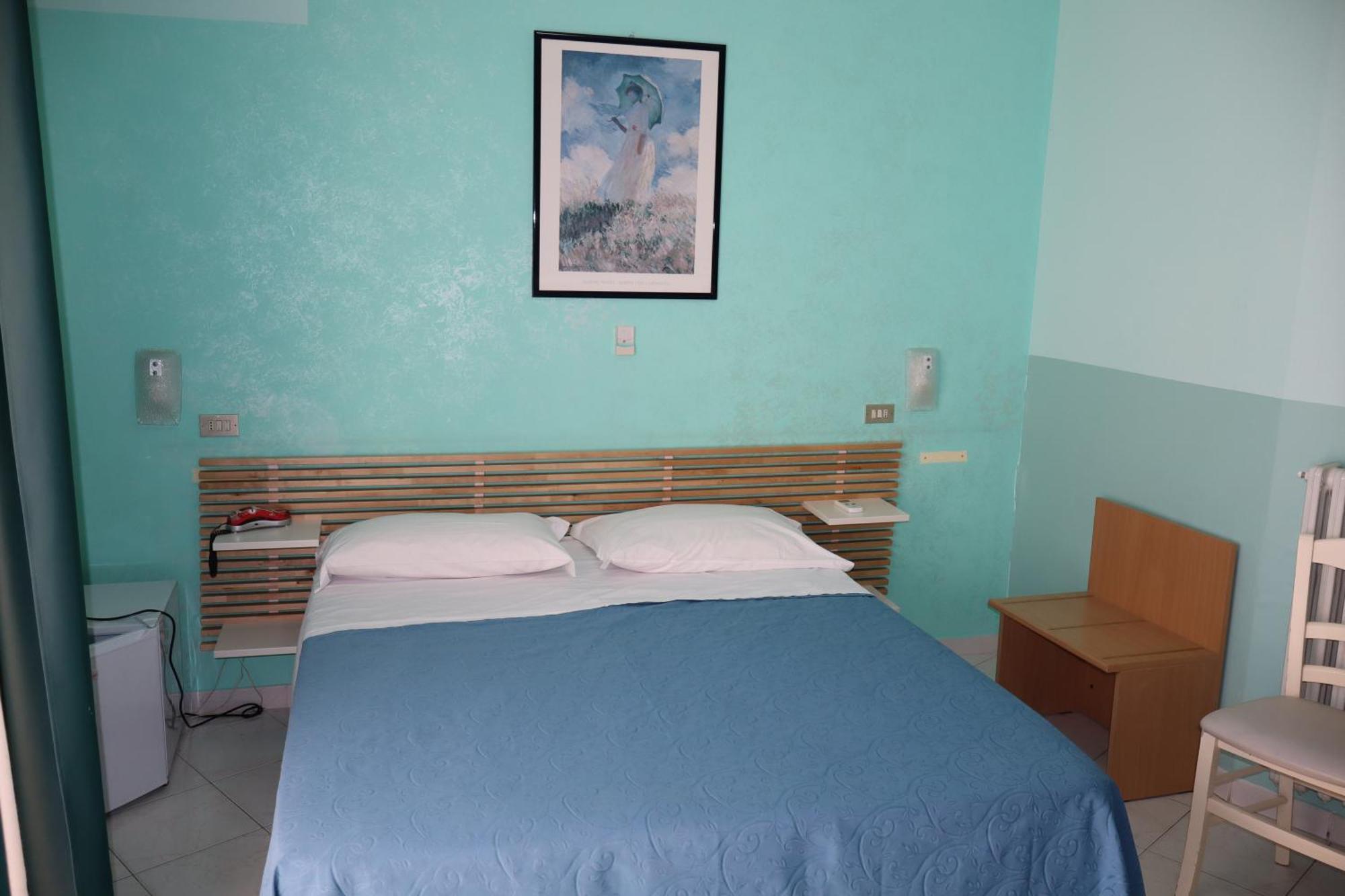 Hotel Albatros Roseto Degli Abruzzi Buitenkant foto