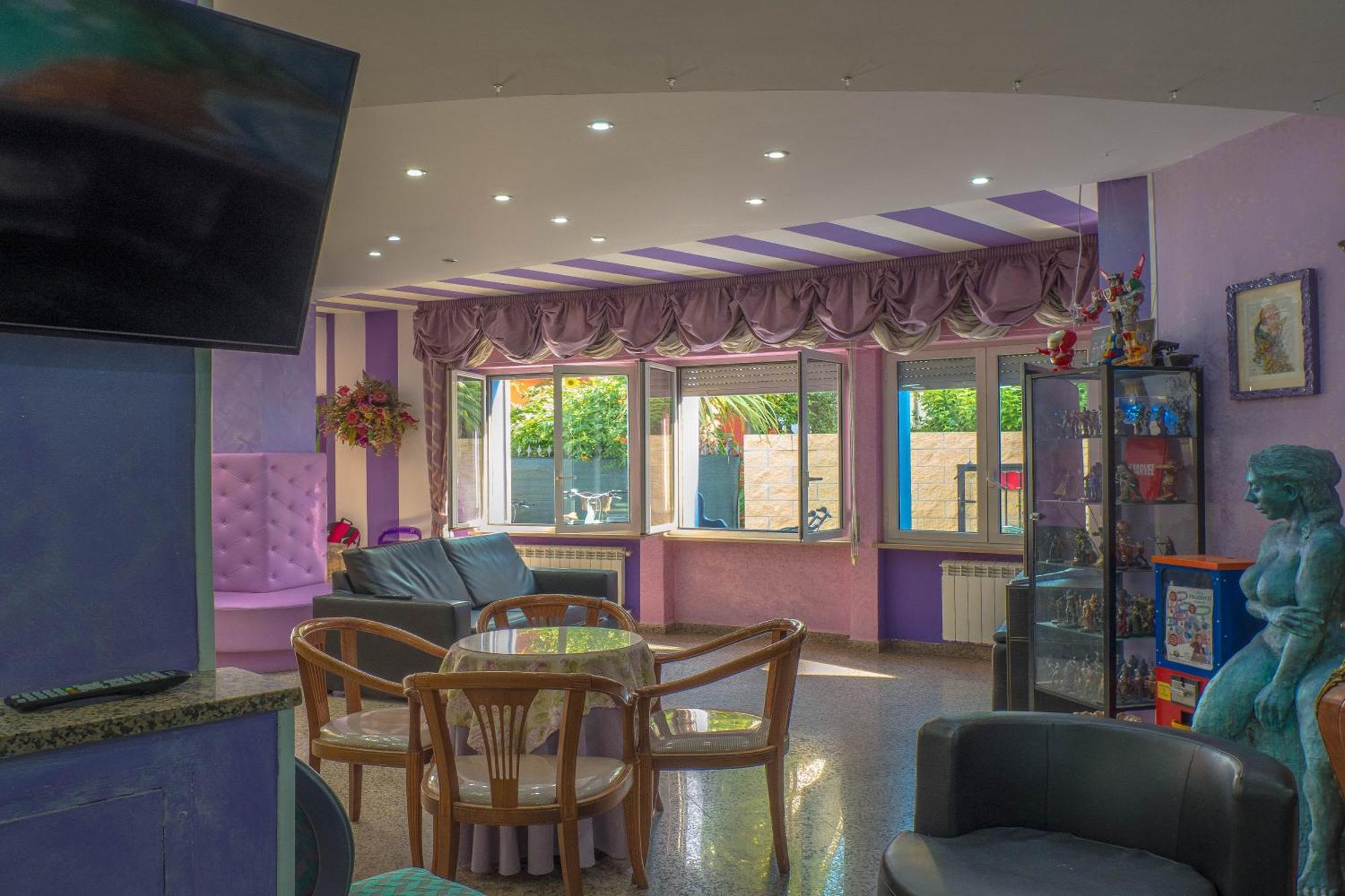 Hotel Albatros Roseto Degli Abruzzi Buitenkant foto