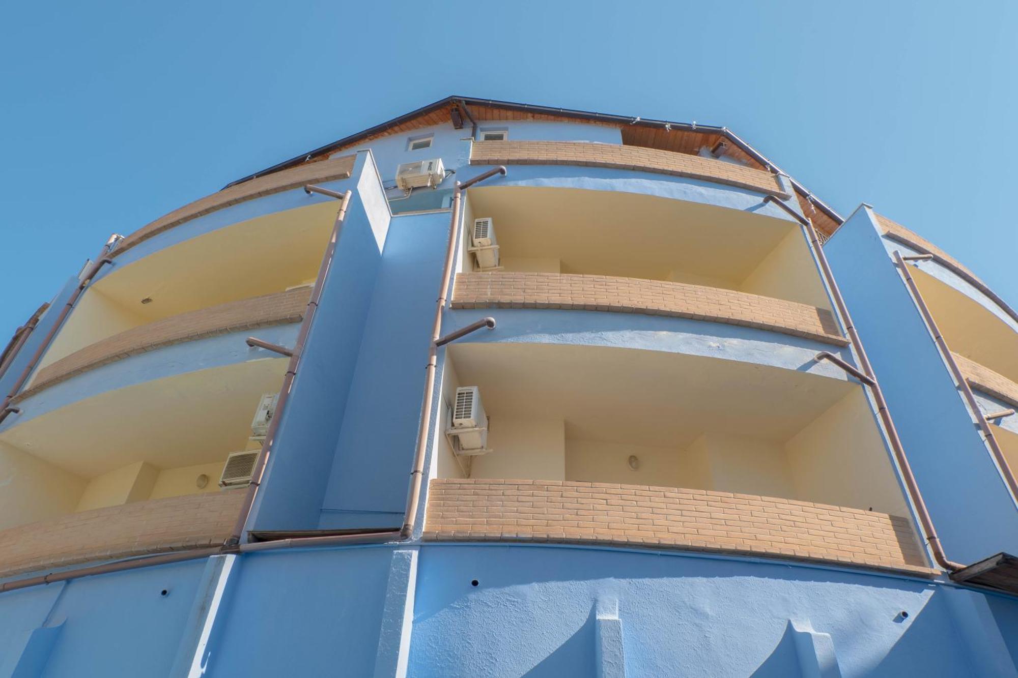 Hotel Albatros Roseto Degli Abruzzi Buitenkant foto
