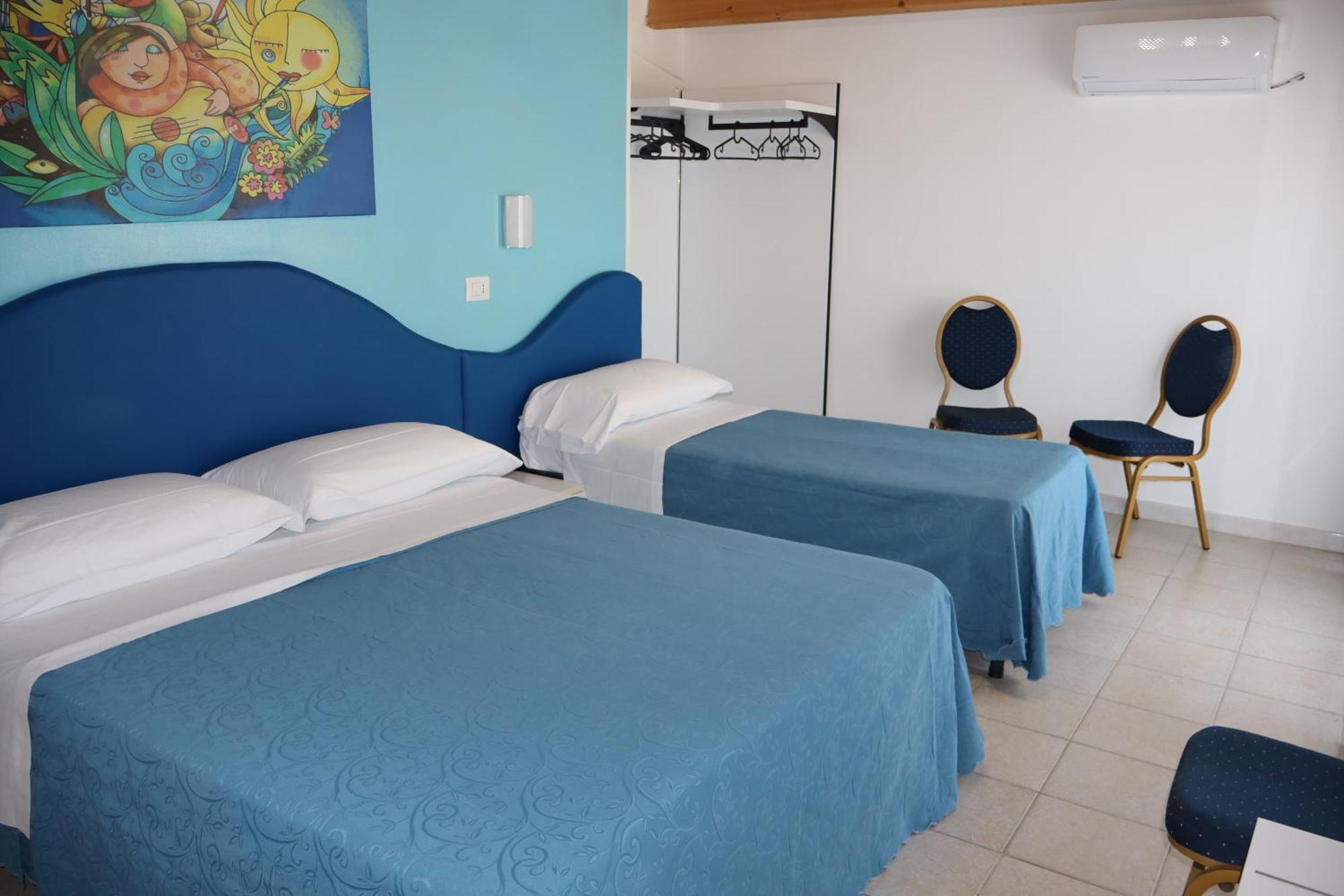 Hotel Albatros Roseto Degli Abruzzi Buitenkant foto